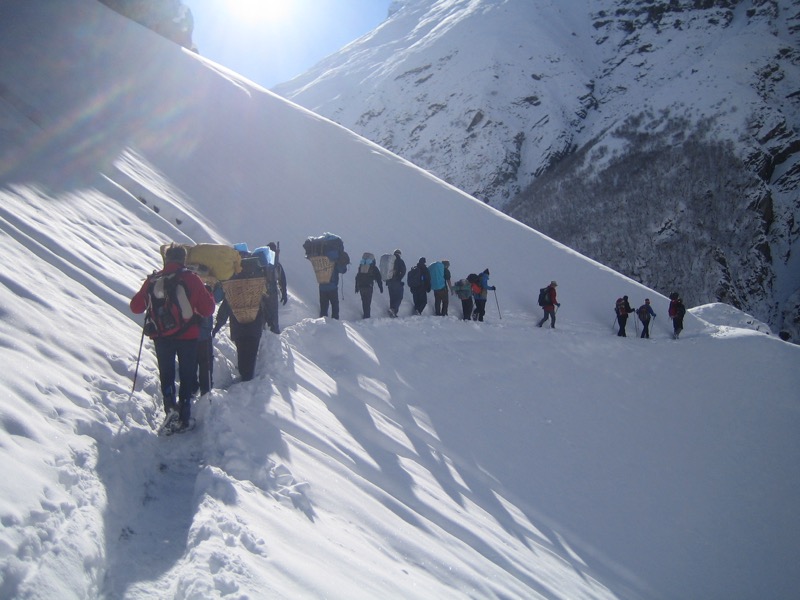 annapurna circuit guide and porter